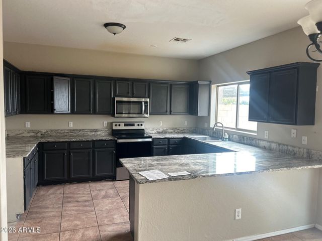 10629 E WALLFLOWER Lane, Florence, AZ 85132
