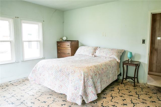 400 North Brazos Street, Burton, TX 77835