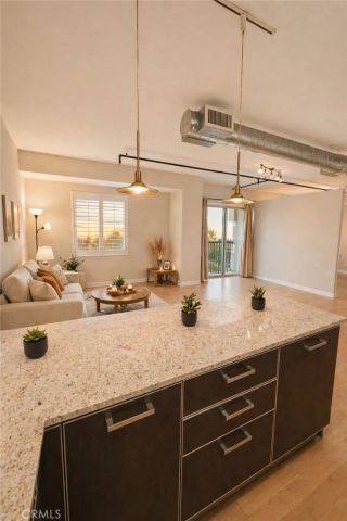 645 W 9th 643, Los Angeles, CA 90015