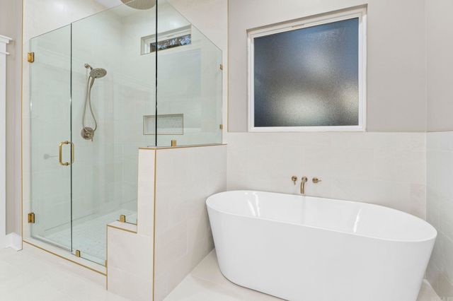 36 Sorpresa Way, Hot Springs Village, AR 71909