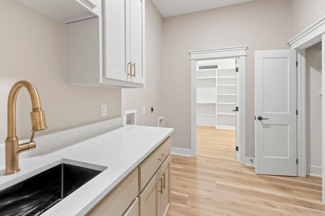 36 Sorpresa Way, Hot Springs Village, AR 71909