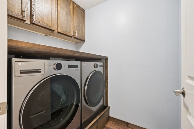 138 Autumn Woods Drive NW, Cedar Rapids, IA 52405