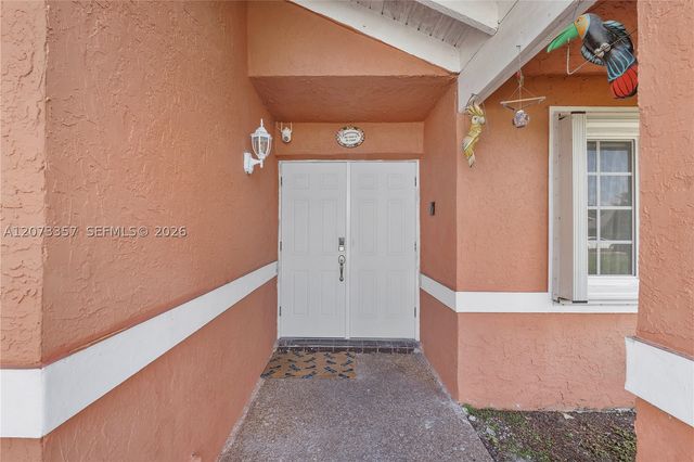 4450 NW 71st Ave, Lauderhill, FL 33319
