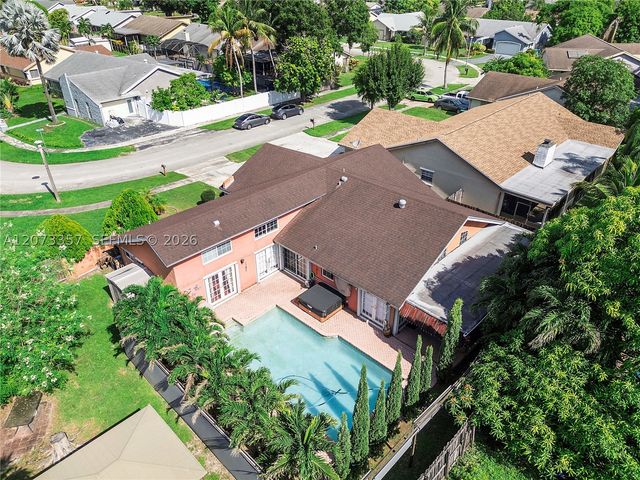 4450 NW 71st Ave, Lauderhill, FL 33319