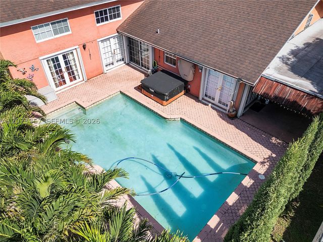 4450 NW 71st Ave, Lauderhill, FL 33319