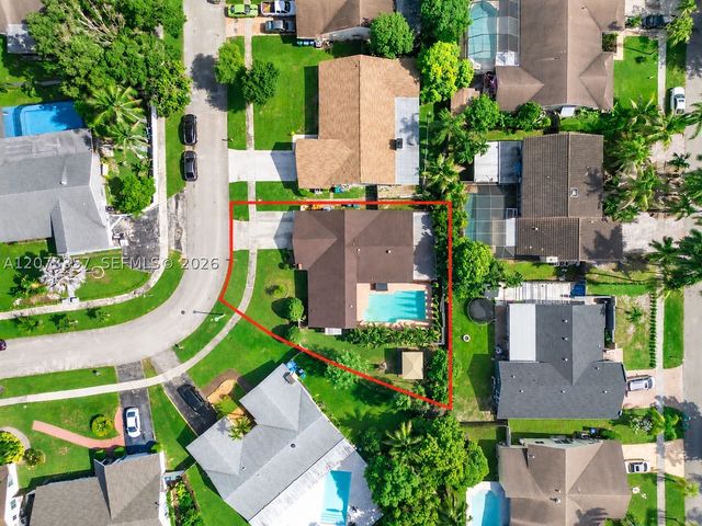 4450 NW 71st Ave, Lauderhill, FL 33319