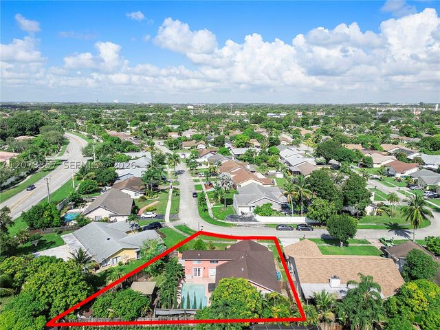 4450 NW 71st Ave, Lauderhill, FL 33319