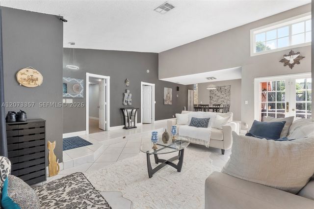 4450 NW 71st Ave, Lauderhill, FL 33319