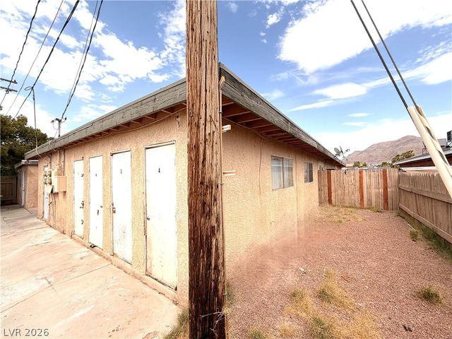 1967 Linn Lane, Las Vegas, NV 89156