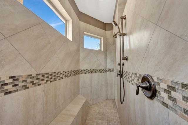 1310 Tamina Pass Lane, Friendswood, TX 77546