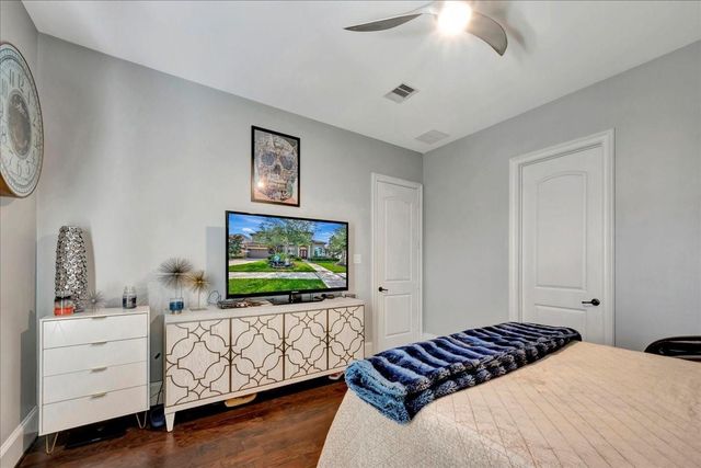 1310 Tamina Pass Lane, Friendswood, TX 77546