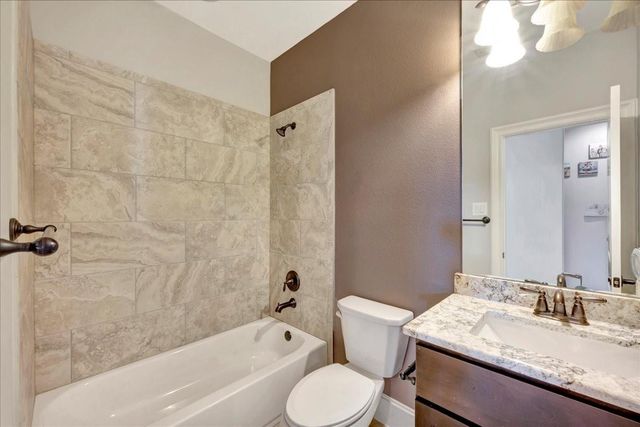 1310 Tamina Pass Lane, Friendswood, TX 77546
