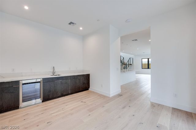 27 Sumter Ridge Street, Las Vegas, NV 89138