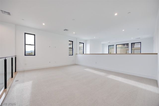 27 Sumter Ridge Street, Las Vegas, NV 89138