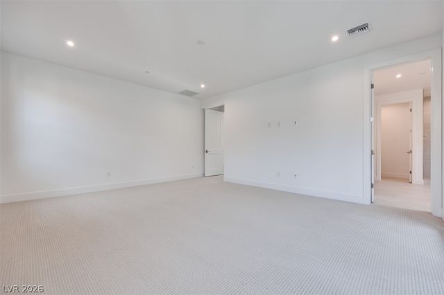 27 Sumter Ridge Street, Las Vegas, NV 89138