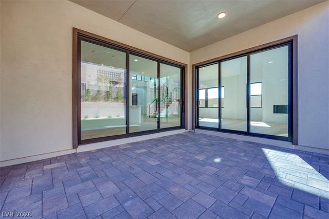 27 Sumter Ridge Street, Las Vegas, NV 89138