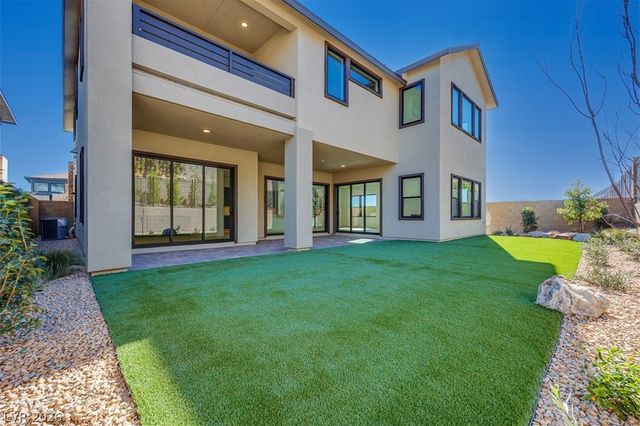 27 Sumter Ridge Street, Las Vegas, NV 89138