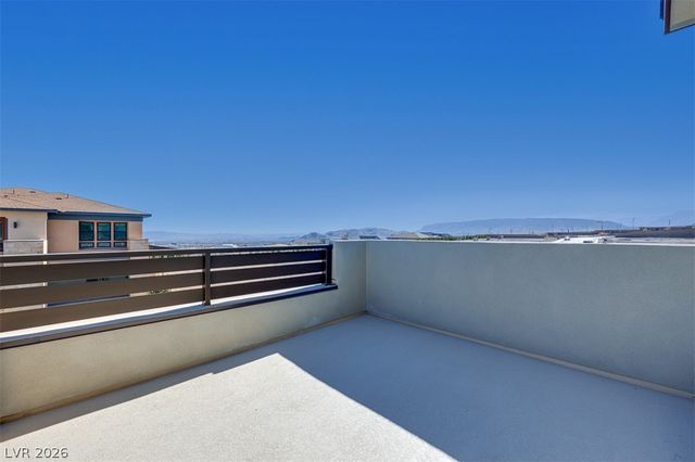 27 Sumter Ridge Street, Las Vegas, NV 89138