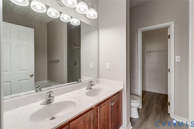 842 Parkland Pl, Glen Allen, VA 23059