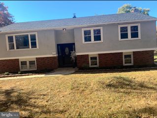 2150 HILLTOP LN, Warrington, PA 18976