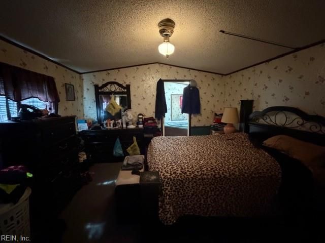 37219 General Mahone BLVD, Ivor, VA 23866