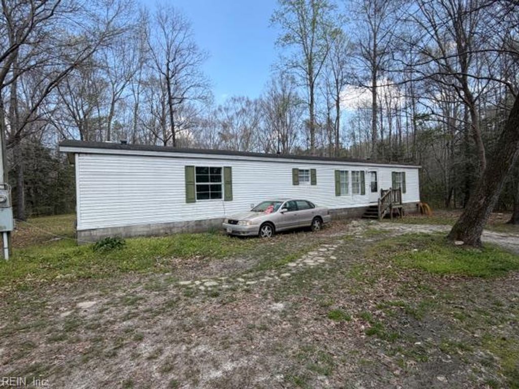 37219 General Mahone BLVD, Ivor, VA 23866