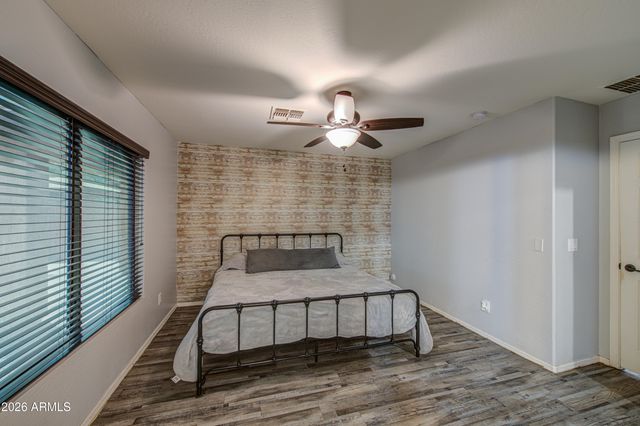 9311 E GREENWAY Street, Mesa, AZ 85207