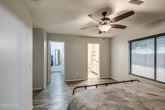 9311 E GREENWAY Street, Mesa, AZ 85207
