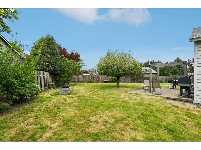 19365 VINCENT Dr, Oregon City, OR 97045