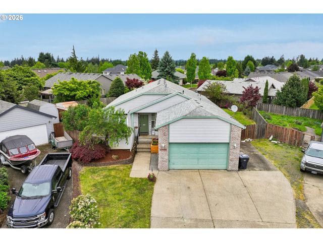 19365 VINCENT Dr, Oregon City, OR 97045