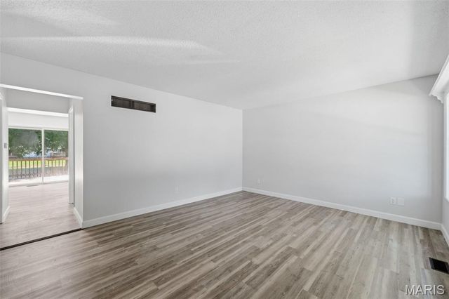 1361 Summergate Parkway, St Charles, MO 63303