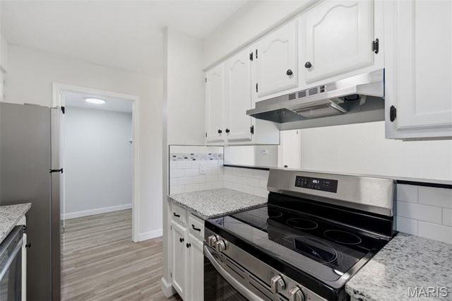 1361 Summergate Parkway, St Charles, MO 63303