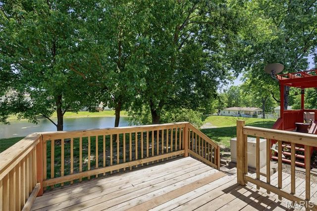 1361 Summergate Parkway, St Charles, MO 63303
