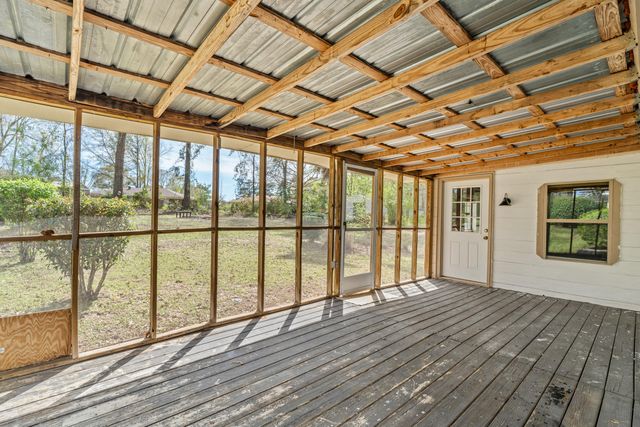 126 Meadow Park Ln., Hattiesburg, MS 39401