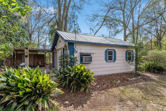 126 Meadow Park Ln., Hattiesburg, MS 39401