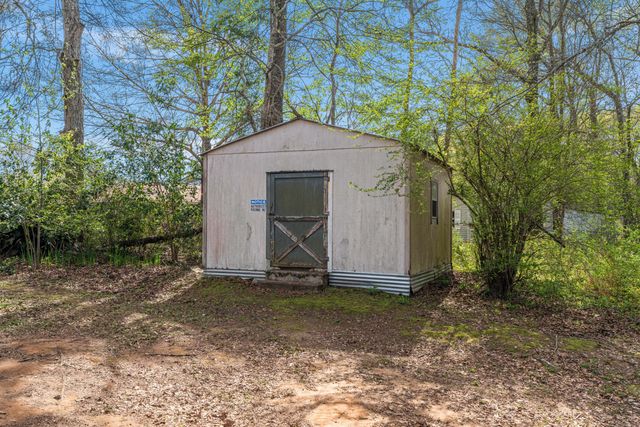 126 Meadow Park Ln., Hattiesburg, MS 39401