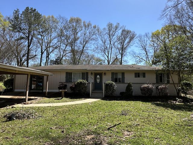 126 Meadow Park Ln., Hattiesburg, MS 39401