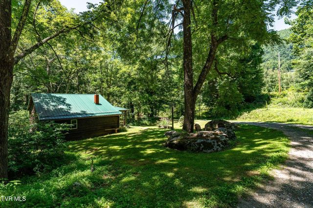 1426 Poga Road, Butler, TN 37640