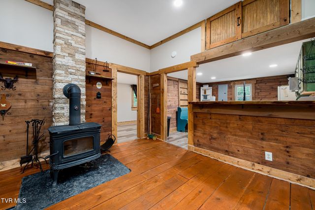 1426 Poga Road, Butler, TN 37640