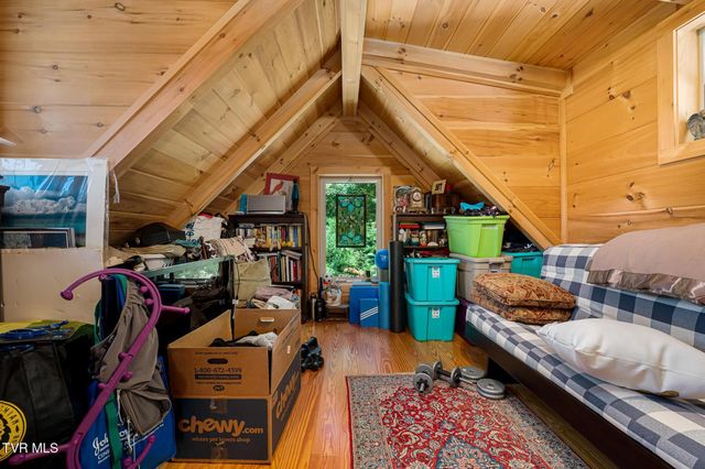 1426 Poga Road, Butler, TN 37640