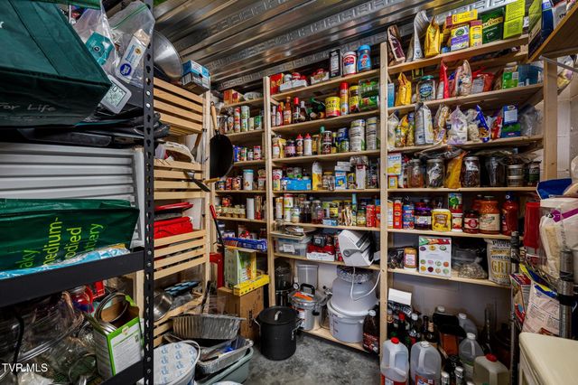1426 Poga Road, Butler, TN 37640