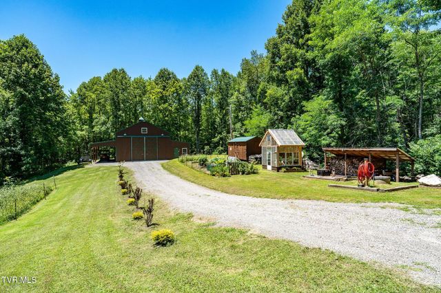 1426 Poga Road, Butler, TN 37640
