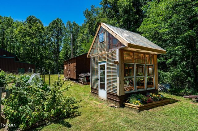 1426 Poga Road, Butler, TN 37640