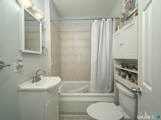 21 Matthews Street, Milford, CT 06460