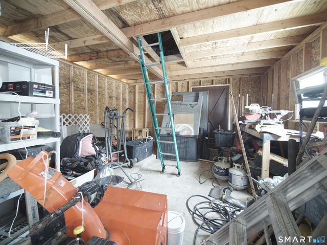 21 Matthews Street, Milford, CT 06460