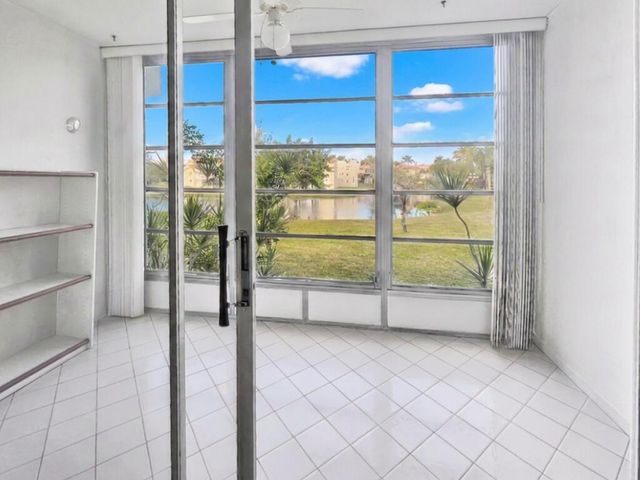 3051 Sunrise Lakes Drive E 203, Sunrise, FL 33322