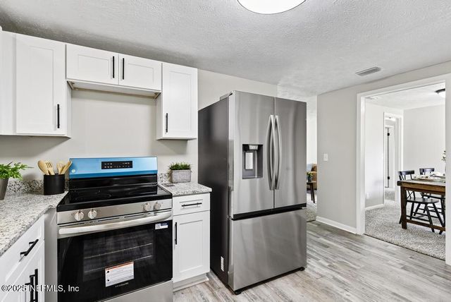 5216 TIMAWATHA Avenue, Jacksonville, FL 32210