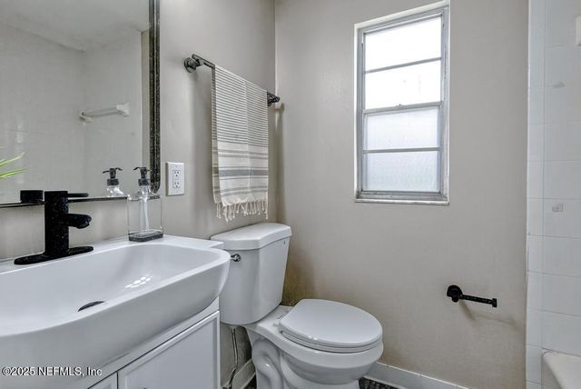 5216 TIMAWATHA Avenue, Jacksonville, FL 32210