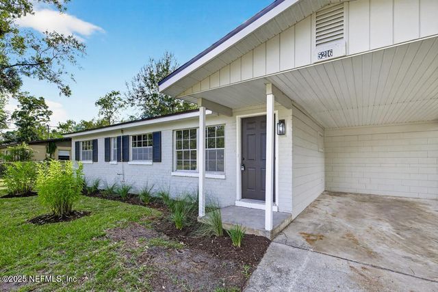 5216 TIMAWATHA Avenue, Jacksonville, FL 32210