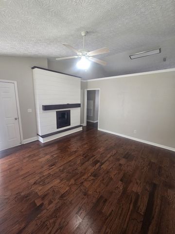 1014 Stonemark Trl, La Vergne, TN 37086